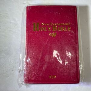New Miniature Pocket Bible New Testament KJV Red Cover  Edition 4.5”